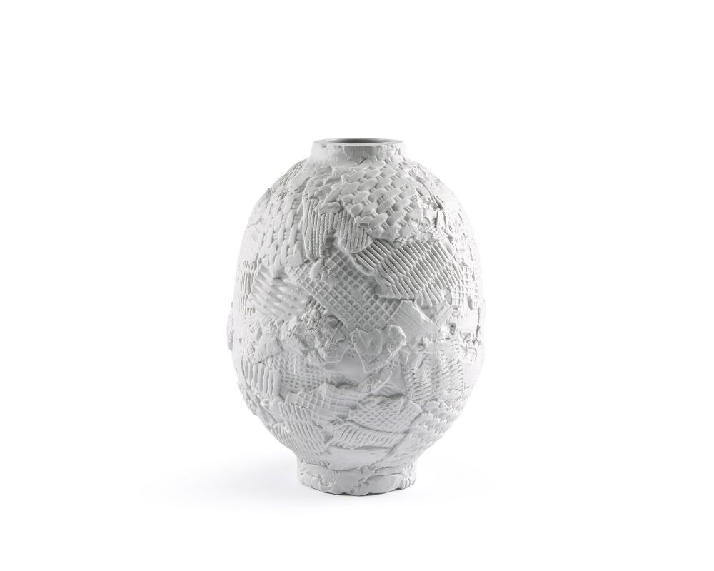 esker-vase-jcpuniverse-05