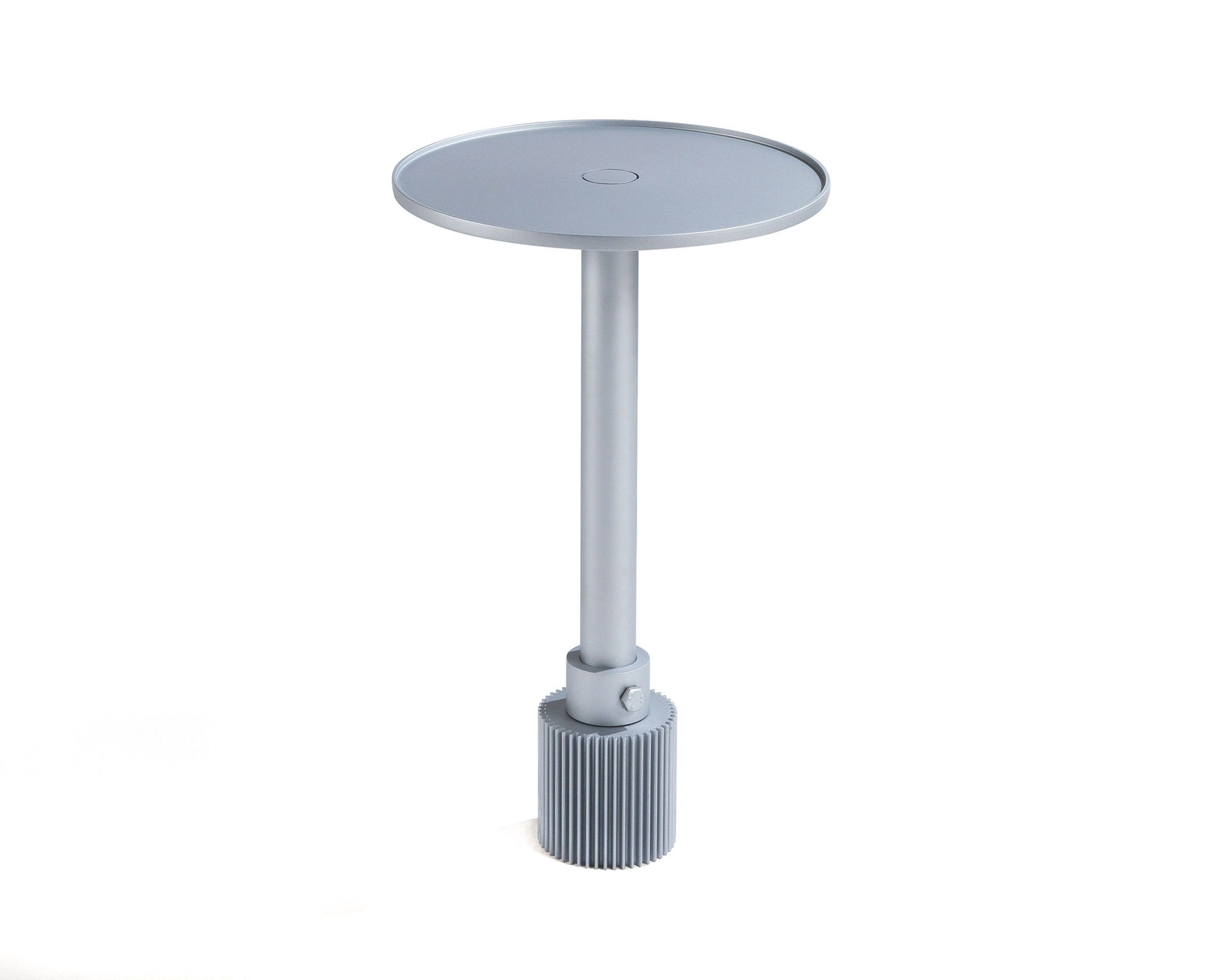 maseen-e-sidetable-jcpuniverse-01b