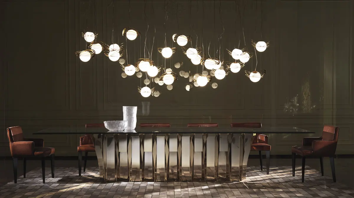jumbo-roberto-cavalli-luxury-crystal-chandelier-dining-table-ajwaad-palace