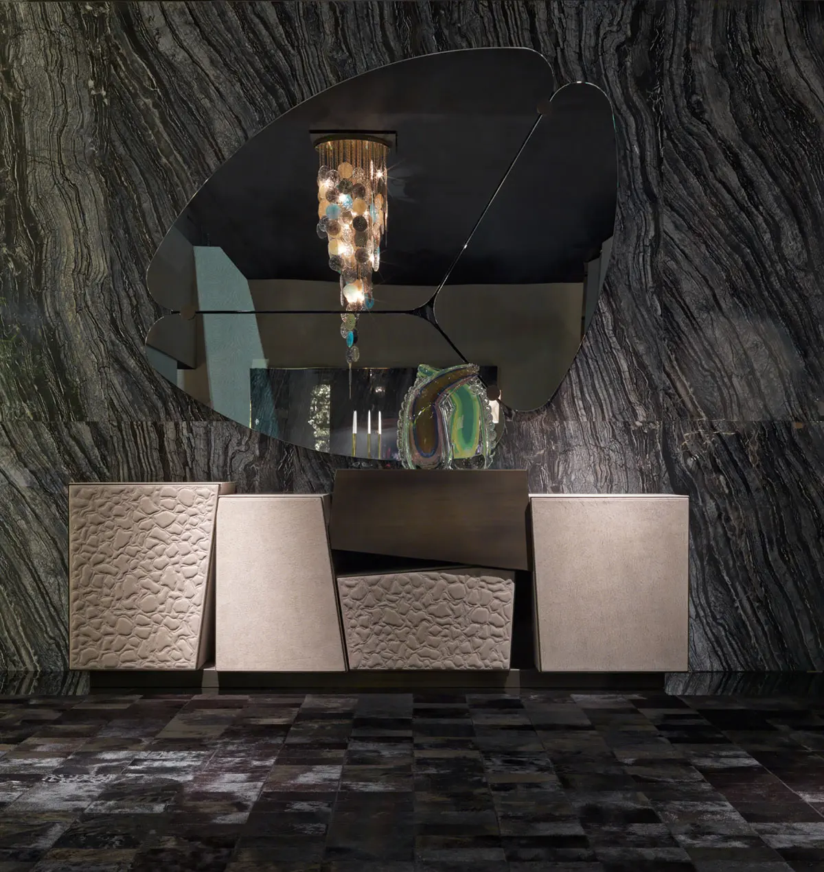 jumbo-roberto-cavalli-luxury-sculptural-sideboard-mirror-ajwaad-palace